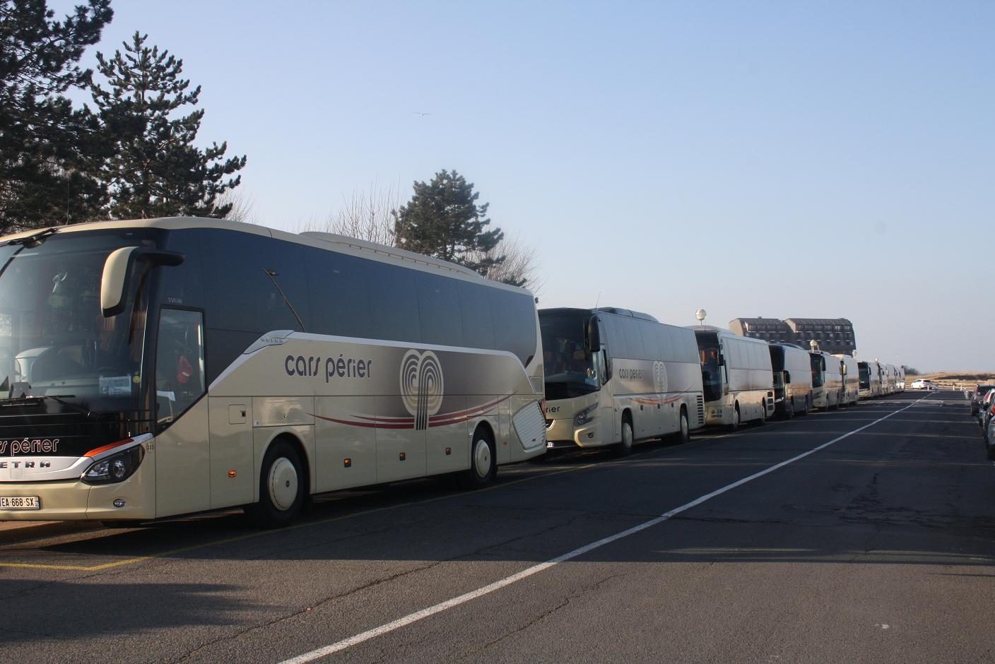 Un voyagiste "groupiste" qui va chercher ses clients près de chez eux. Photo P.V.