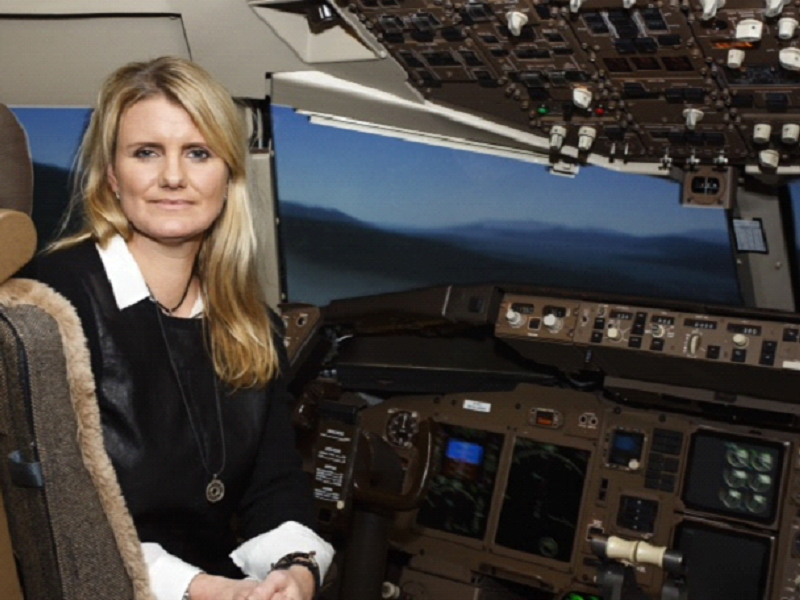 Linda Gunnarsdottir est commandante de bord chez Icelandair - Photo : Icelandair