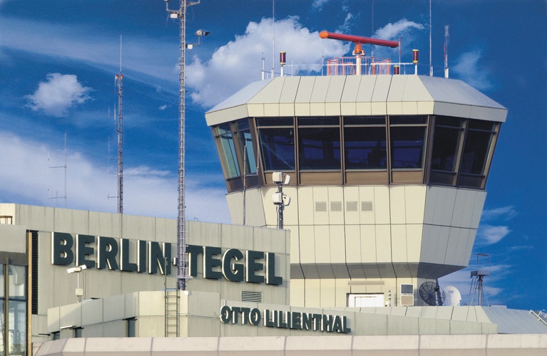 DR : Tegel Airport