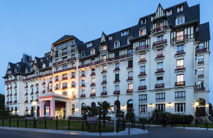 Le légendaire hôtel Barrière L’Hermitage, à La Baule, rouvre ses portes le 31 mars 2017 - DR : Hôtel Barrière L’Hermitage La Baule