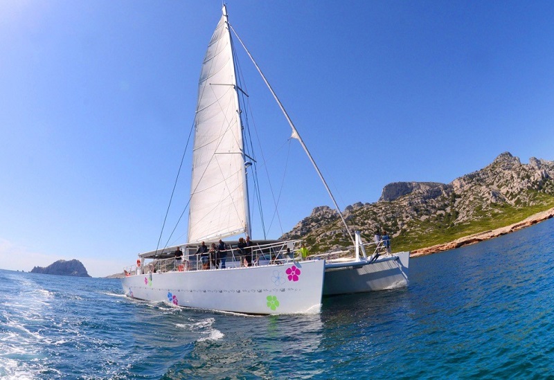 DR: Levantin Catamaran