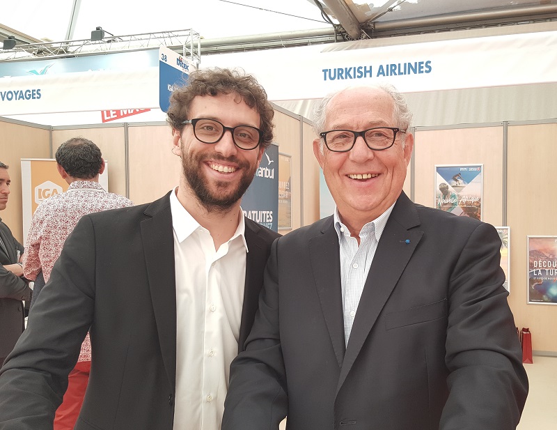 Jean-François Alexandre directeur du Ditex et son fils sur le salon ce mercredi 29 mars 2017 à Avignon - Photo AB TourMaG.com