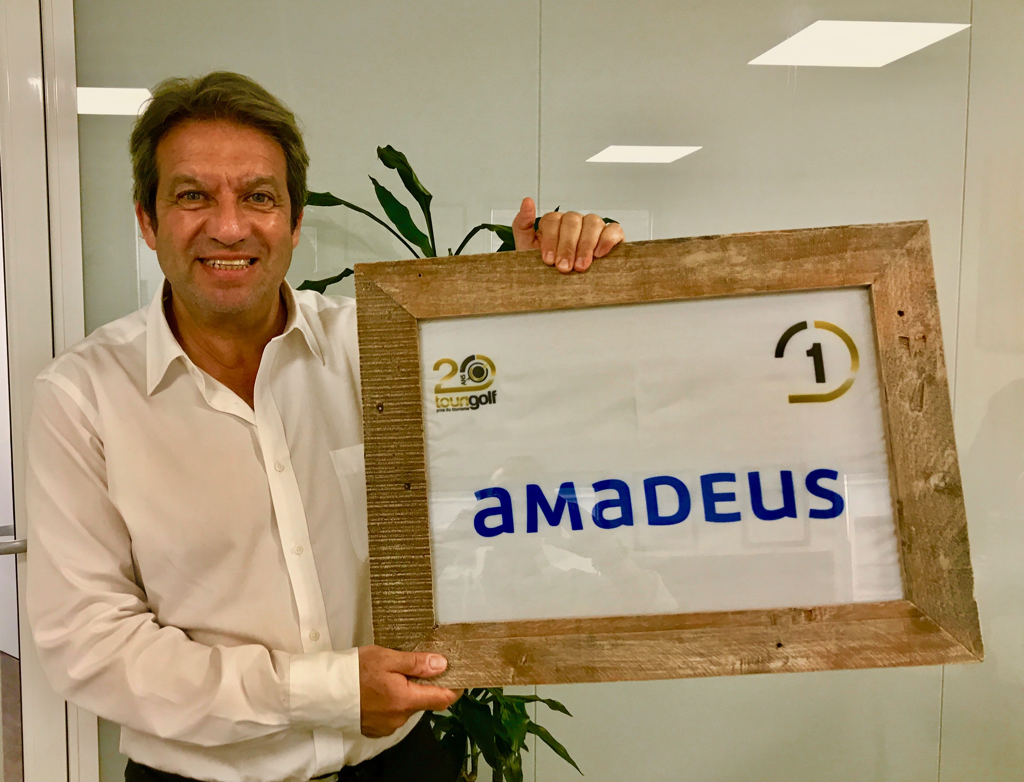 Georges Rudas avec Amadeus, grands vainqueurs de la TOURIDER CUP /JDL