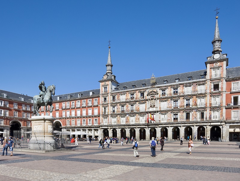 En 2017, le programme estival est particulièrement fourni, puisque l’on célèbre les 400 ans de la place - DR : Office du tourisme d'Espagne