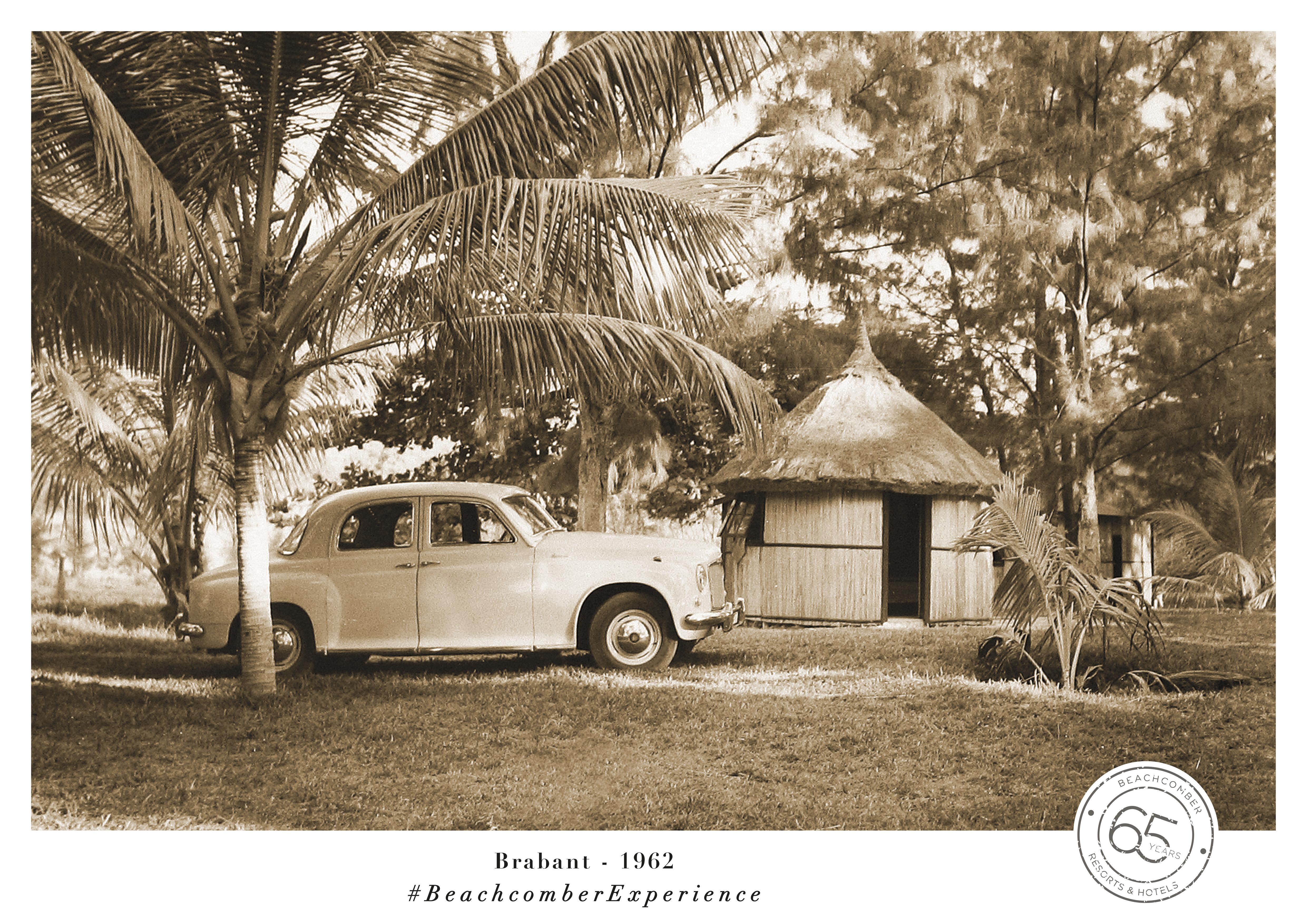 1962 : ouverture du Morne Plage aux « rondavelles », les traditionnelles petites cases circulaires au toit pointu. Il sera remplacé par le Morne Brabant -DR : Beachcomber Experience