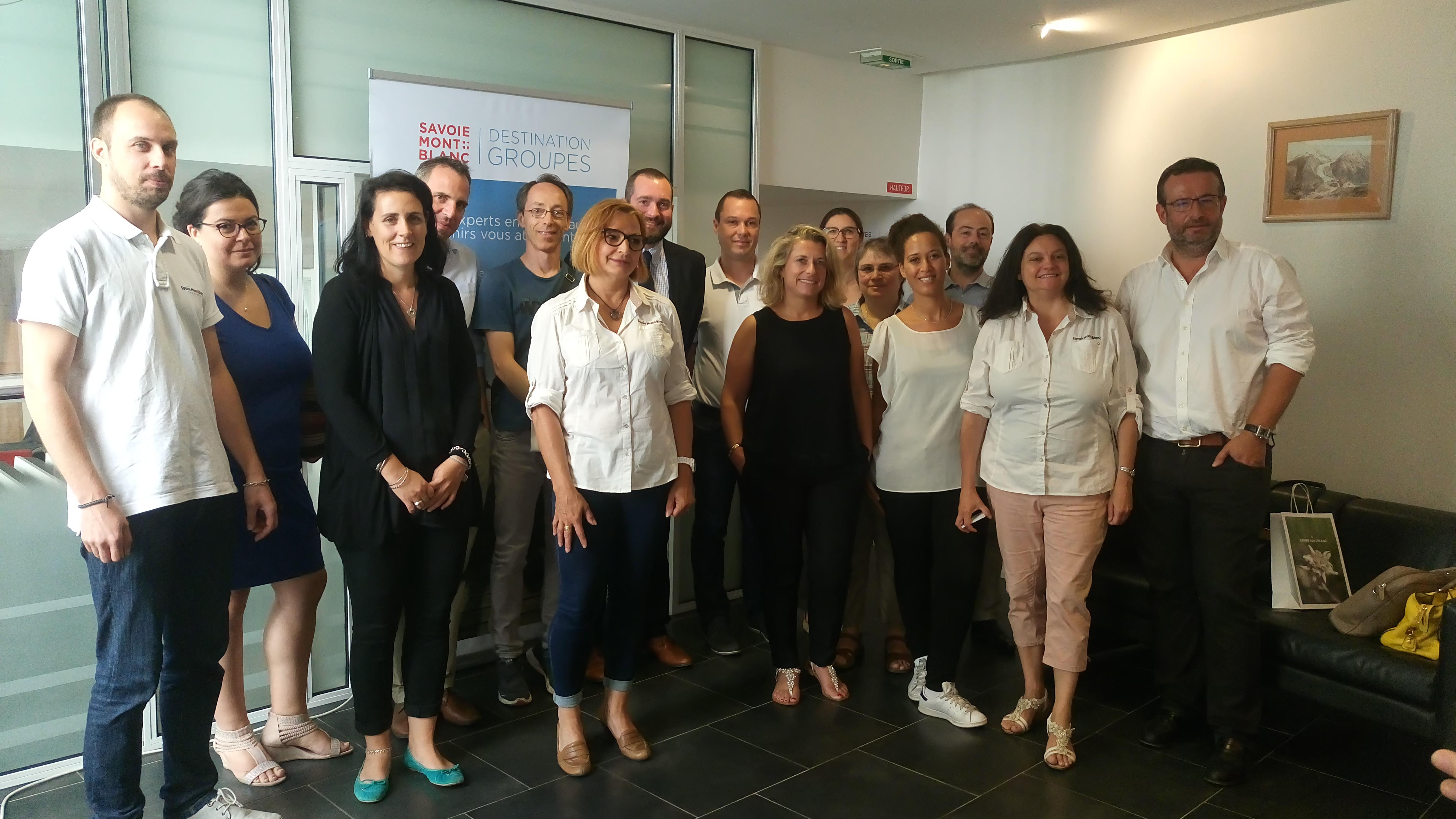 Autour de Véronique Halbout (Groupes et Distribution) et Carole Duverney (Etudes et Observation), quelques uns des partenaires et clients de Savoie Mont Blanc lors de la présentation de l’Etude sur le tourisme de groupes, le 23 juin 2017, notamment les représentants de Locatour, Azureva, UCPA, Vacances Bleues, Pierre & Vacances, CE Suez, l’autocariste Hourtoule - DR : @N.Bonno Autour de Véronique Halbout (Groupes et Distribution) et Carole Duverney (Etudes et Observation), quelques uns des partenaires et clients de Savoie Mont Blanc lors de la présentation de l’Etude sur le tourisme de groupes, le 23 juin 2017, notamment les représentants de Locatour, Azureva, UCPA, Vacances Bleues, Pierre & Vacances, CE Suez, l’autocariste Hourtoule - DR : @N.Bonno