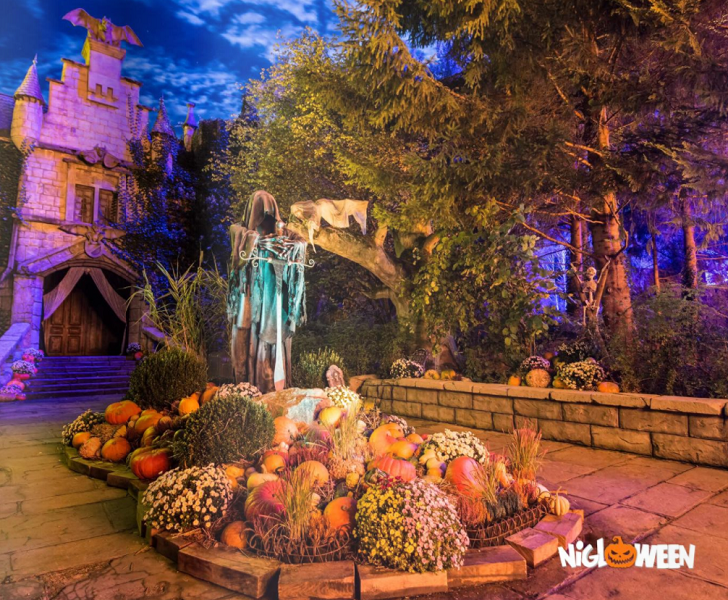 Nigloland prépare une décoration effrayante pour Halloween 2017 - Photo : Nigloland