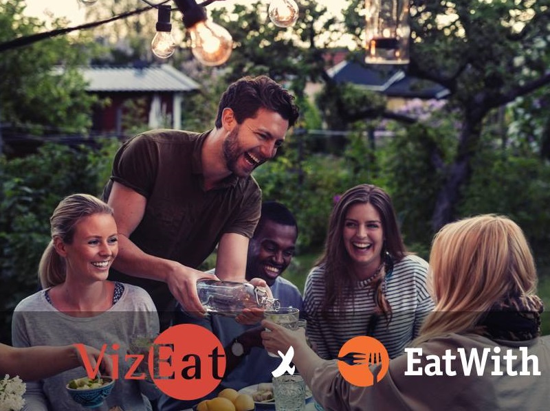 La plateforme de réservation de repas chez l'habitant VizEat vient de racheter son concurrent américain EatWith (c) VizEat