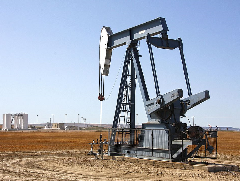 les tarifs hôteliers et aériens évoluent avec le cours du pétrole - photo Floréalréal via wikicommons les tarifs hôteliers et aériens évoluent avec le cours du pétrole - photo Floréalréal via wikicommons