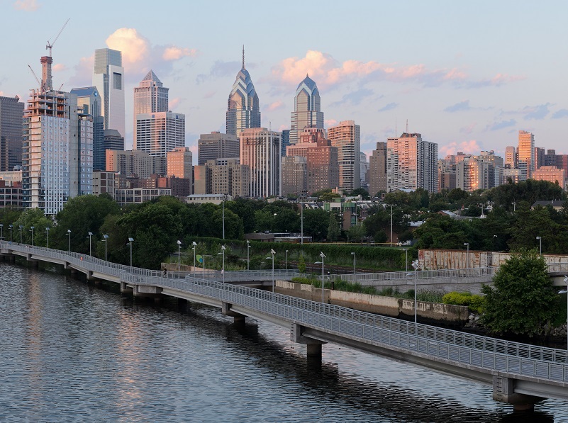 Vue de Philadelphie et du South Street Bridge - photo King of Hearts Wikicommons