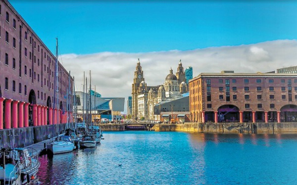 La cité des Beatles est au programme de cette nouvelle brochure 2018 - Crédit photo : Brittany Ferries