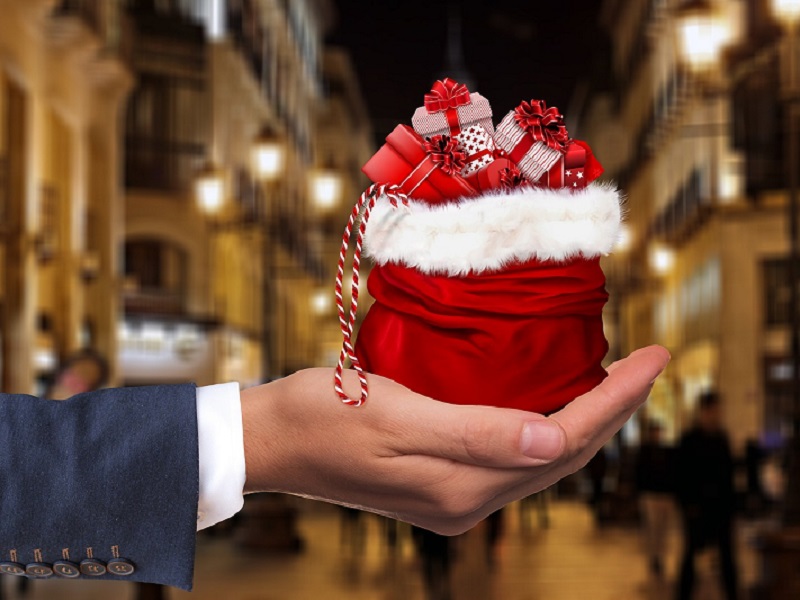 à Noël, nombre de CE offrent des chèques-cadeaux aux salariés - DR Pixabay