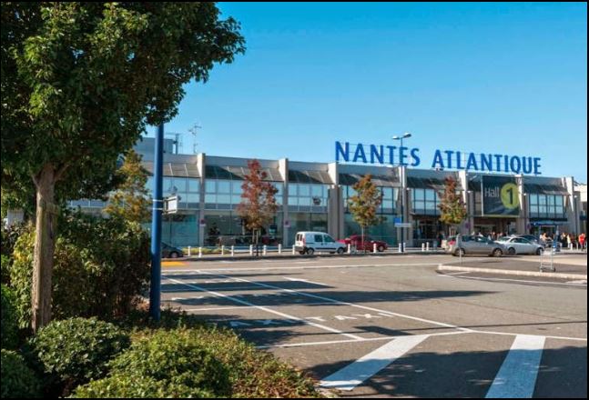 Les associations pro-NDDL s'opposent à l'agrandissement de l'actuel aéroport de Nantes-Atlantique, selon eux trop coûteux, peu écologique, et peu viable dans l'avenir © Aeroport de Nantes