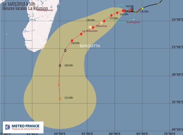 La route du cyclone dans les prochains jours - Crédit photo : Météo France