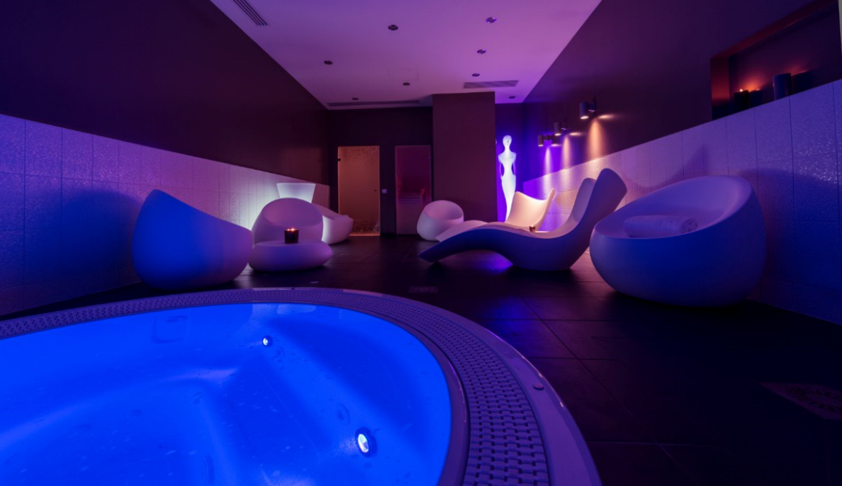 Le Seven Urban Suites, situé à Nantes, proposera prochainement un accès au spa via l'application Minutup. - Seven Urban Suites.