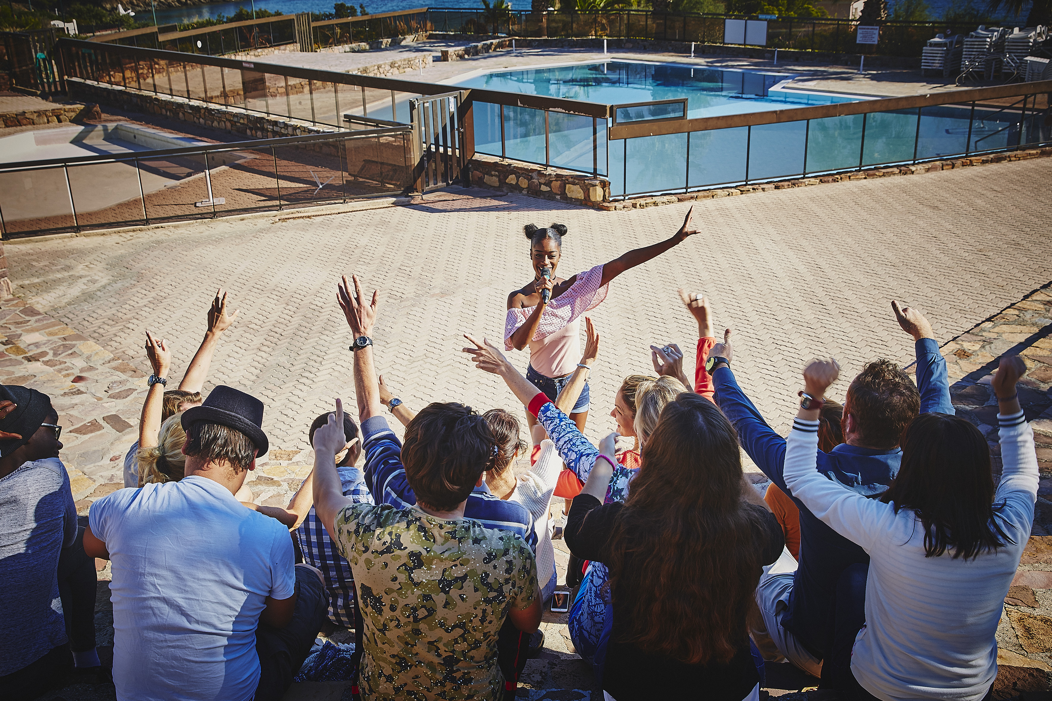 Emploi Les To Recrutent Des Animateurs De Vacances A Gogo