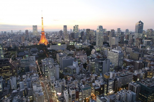 L'office de tourisme du Japon fait visiter les villes du pays aux organisations internationales, ici Tokyo - Crédit photo : compte Facebook @DecouvrirleJapon
