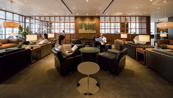 Cathay Pacific dévoile son nouveau salon à Hong Kong - Crédit photo : Cathay Pacific Cathay Pacific dévoile son nouveau salon à Hong Kong - Crédit photo : Cathay Pacific