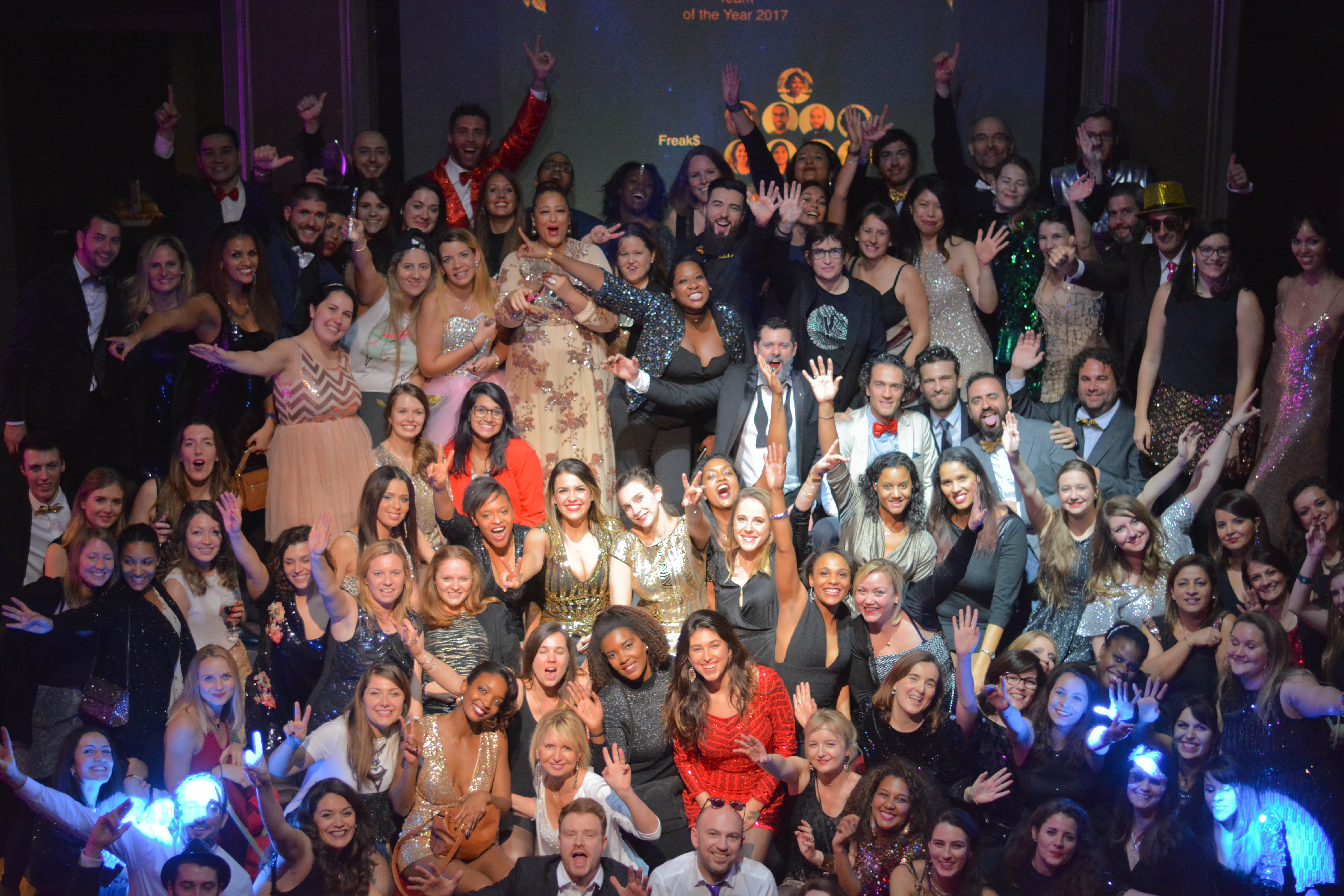 FCM Travel Solutions organise chaque année une soirée des Awards au cours de laquelle les salariés sont récompensés pour leur travail. - FCM Travel Solutions. FCM Travel Solutions organise chaque année une soirée des Awards au cours de laquelle les salariés sont récompensés pour leur travail. - FCM Travel Solutions.