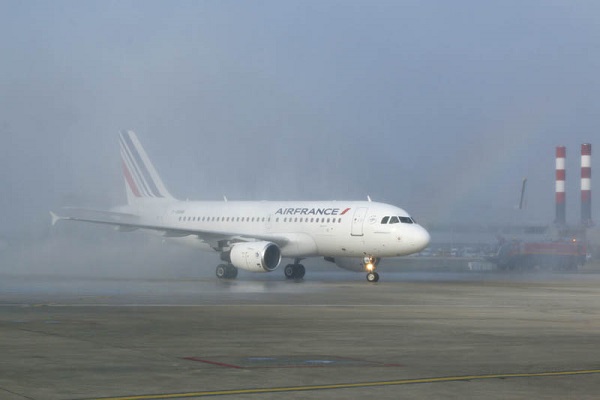 La direction d'Air France invite les grévistes à des négociations les 12 avril 2018 - Crédit photo : Air France La direction d'Air France invite les grévistes à des négociations les 12 avril 2018 - Crédit photo : Air France