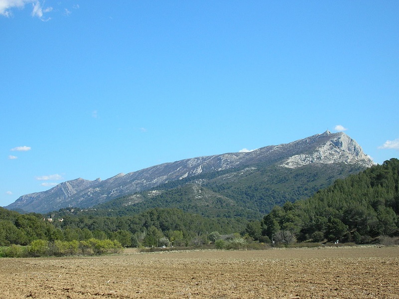 Sainte Victoire - Libre de droit wikicommons