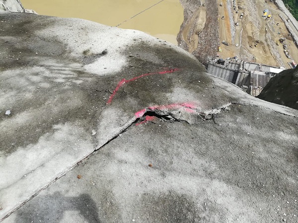 Le barrage d'Ituango en Colombie menace de céder - Crédit photo : compte Twitter @ISAZULETA