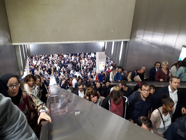 Aucun train vers la Normandie, ni RER, ni Intercités ne circulent ce mercredi 13 juin 2018 - Crédit photo : compte Twitter @Ana_Mski