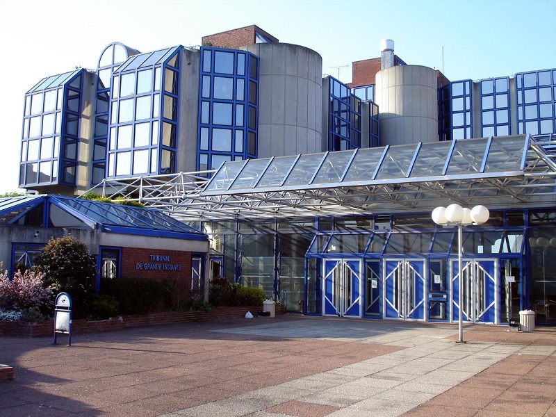 Le Tribunal de Grande Instance de Bobigny a rendu son jugement dans l'affaire opposant la SNCF et les syndicats de cheminots - crédit photo : Wikicommons / Clicsouris Le Tribunal de Grande Instance de Bobigny a rendu son jugement dans l'affaire opposant la SNCF et les syndicats de cheminots - crédit photo : Wikicommons / Clicsouris