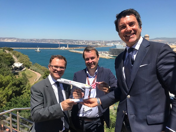 Les responsables de Volotea et de l'Aéroport de Marseille - Crédit photo : Aéroport de Marseille