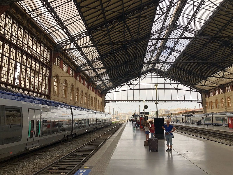 Vendredi 24 août 2018, un TGV a déraillé en gare Saint-Charles provoquant des difficultés de circulation sur le réseau ferré - Photo JDL