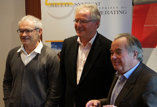 René-Marc Chikli, entouré de ses deux vice-présidents : Jean-François Rial et Jean-Paul Chantraine, lors d'un forum du SETO à Deauville - DR : C.E.