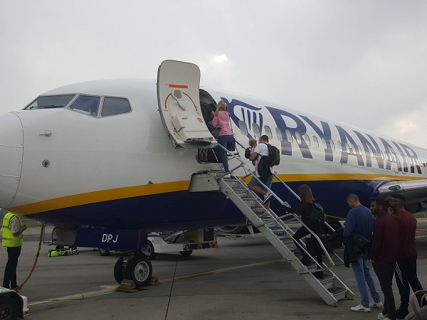 Le temps se gâte au-dessus de la compagnie aérienne Ryanair - Crédit photo : compte Twitter @NihonBazar