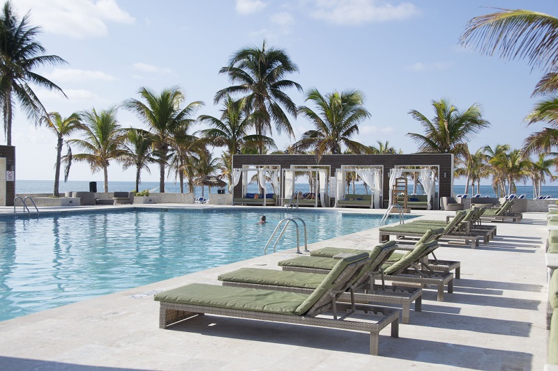 Viva Wyndham Fortuna Beach. Photo : The Islands of The Bahamas Ministry of Tourism