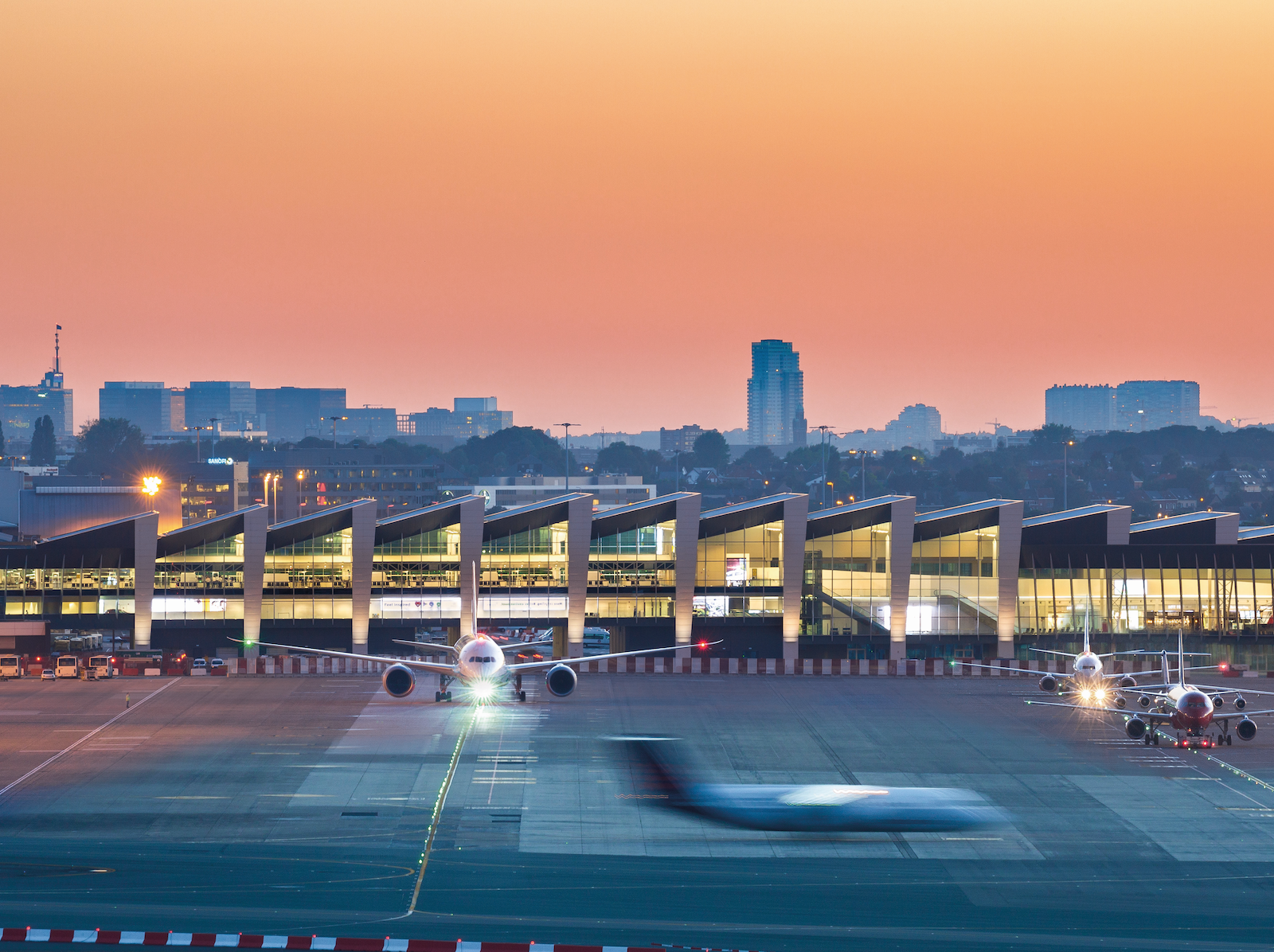 L'aéroport belge se situe au milieu d'une zone de 15 millions d'habitants ... dont de nombreux français © Brussels Airport, Tom Dhaenens