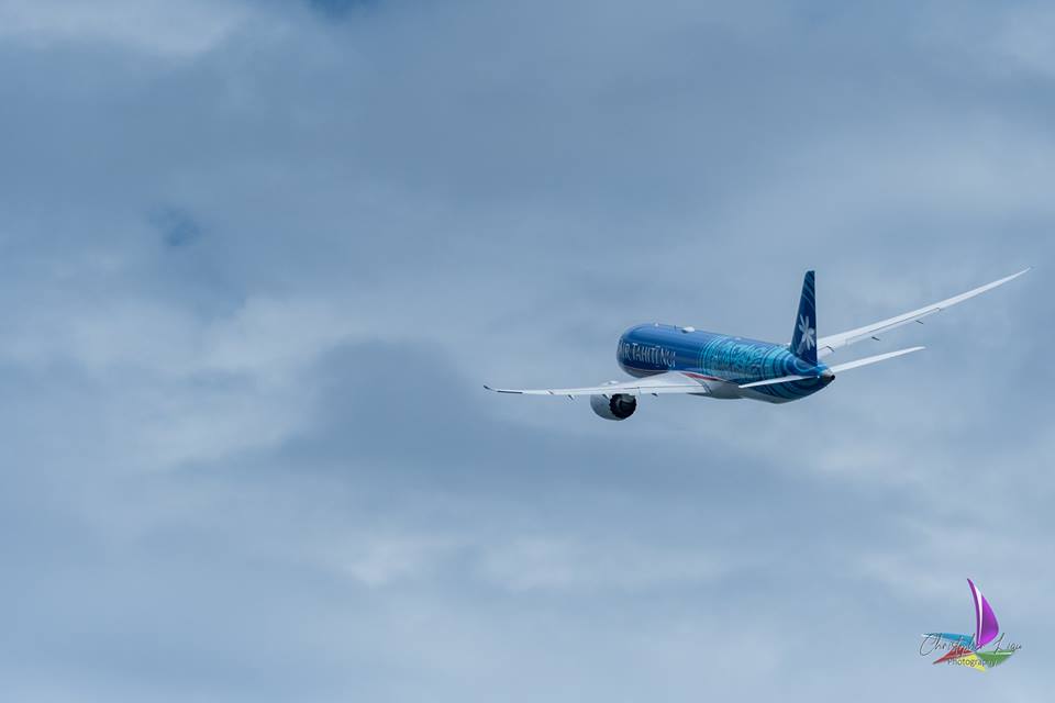 Le premier des "tahitian dreamliners" d'ATN © Christopher Liau - PYF Spotters