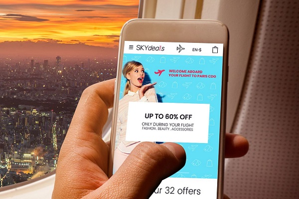 Avec Skydeals, les ventes de forfaits et excursions se font maintenant pendant les vols - Crédit photo : Skydeals Avec Skydeals, les ventes de forfaits et excursions se font maintenant pendant les vols - Crédit photo : Skydeals