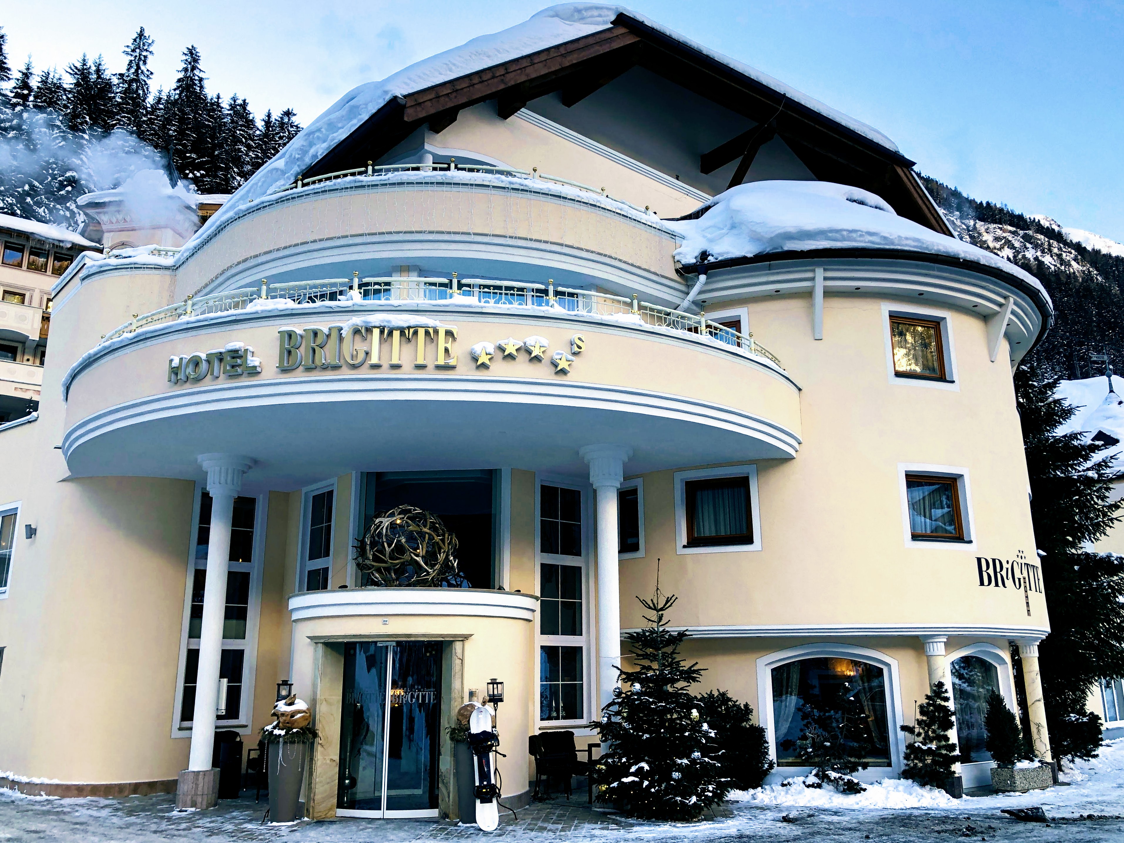 L'Hôtel Brigitte, un 4**** près du centre ville, moderne et confortable avec Spa et piscine /crédit photo JDL L'Hôtel Brigitte, un 4**** près du centre ville, moderne et confortable avec Spa et piscine /crédit photo JDL