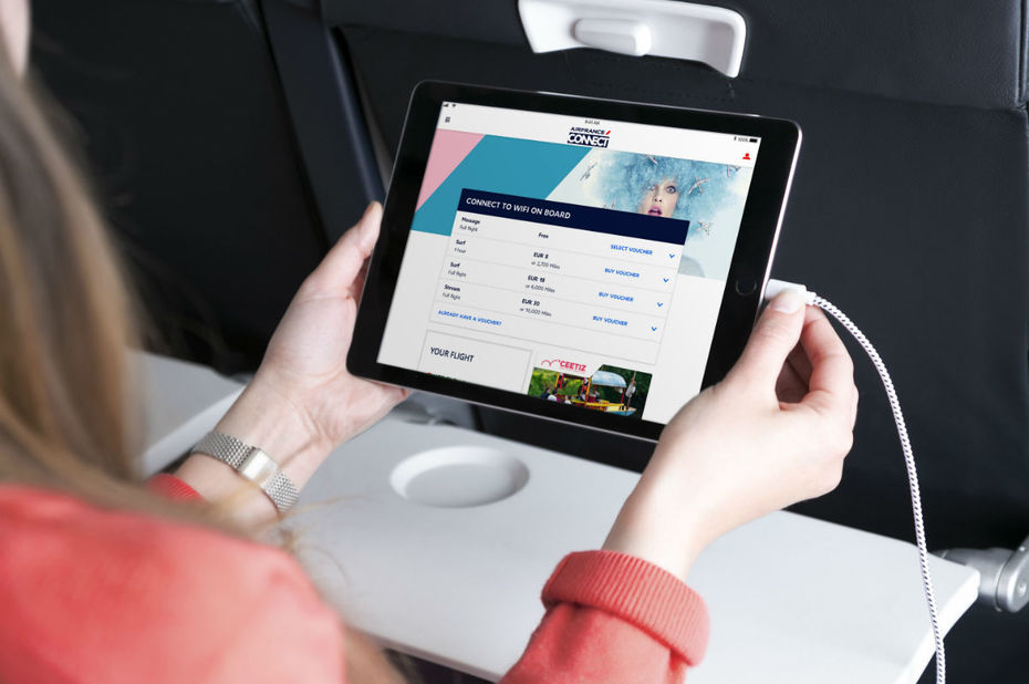 Air France Connect propose trois pass wi-fi, accessibles par les clients depuis leurs appareils : un pass message ; un pass surf ; un pass stream © Air France