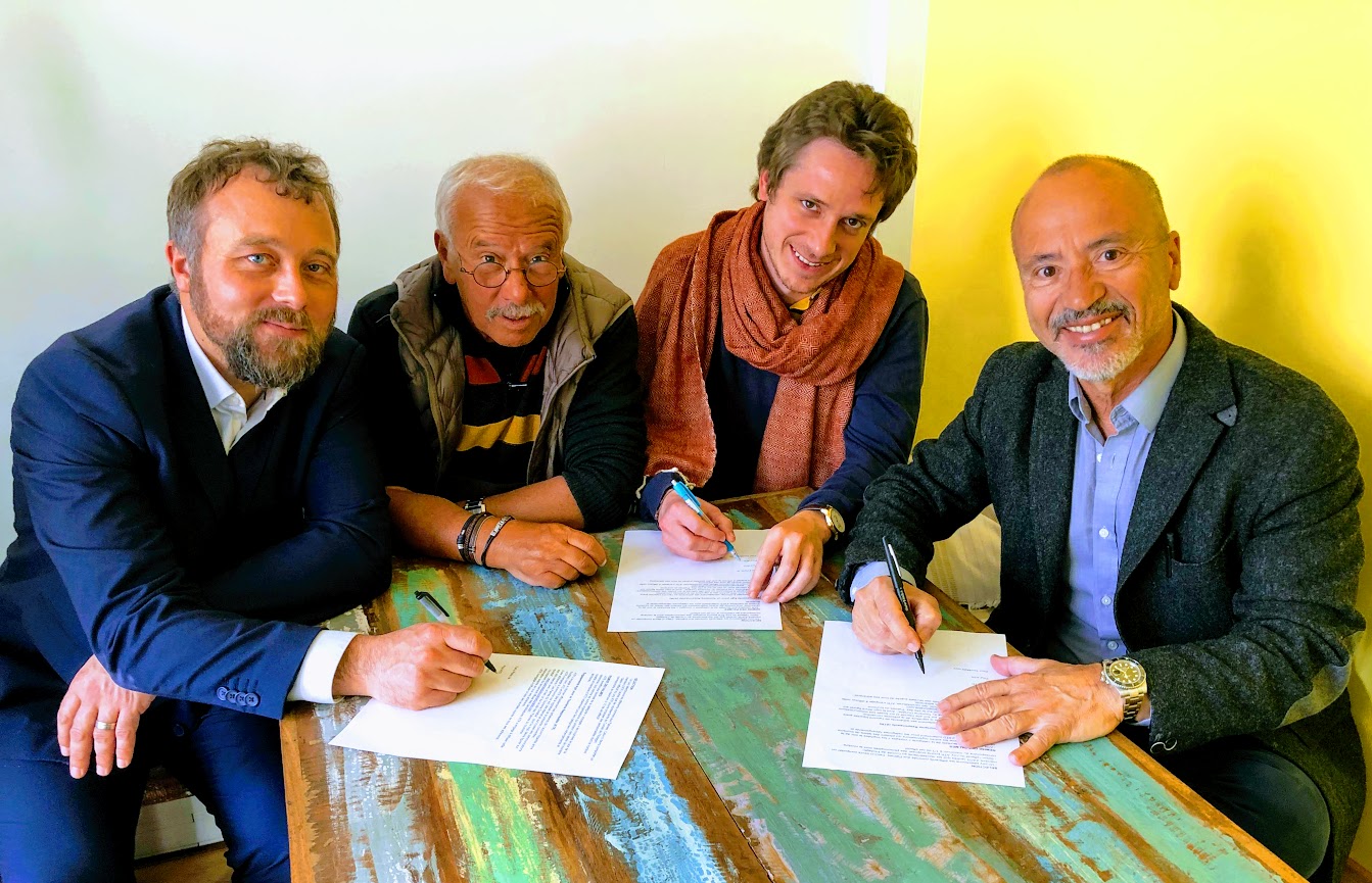 De gche à dte : Julien Buot, Christian Orofino, Nicolas Tranchant et Jean da Luz De gche à dte : Julien Buot, Christian Orofino, Nicolas Tranchant et Jean da Luz