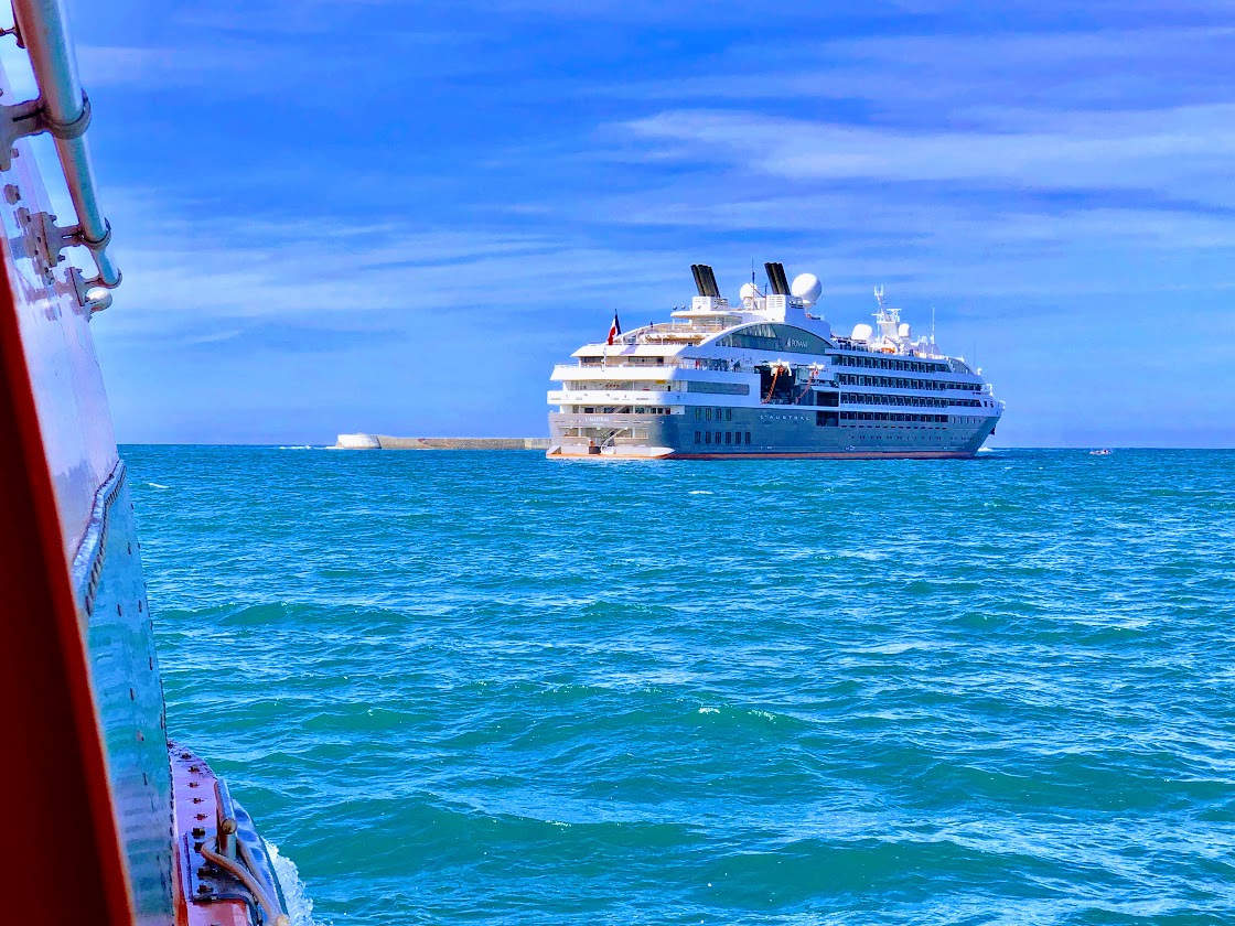 L’”Austral” est sorti des chantiers navals Fincantieri de Trieste en 2011. Il a trois sister-ships, Le Boréal, Le Soléal et Le Lyrial /crédit photo JDL