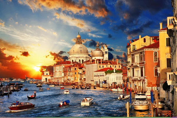 Venise : taxer les touristes, est-ce la meilleur solution contre le surtourisme ? - Crédit photo : Depositphotos @Maugli