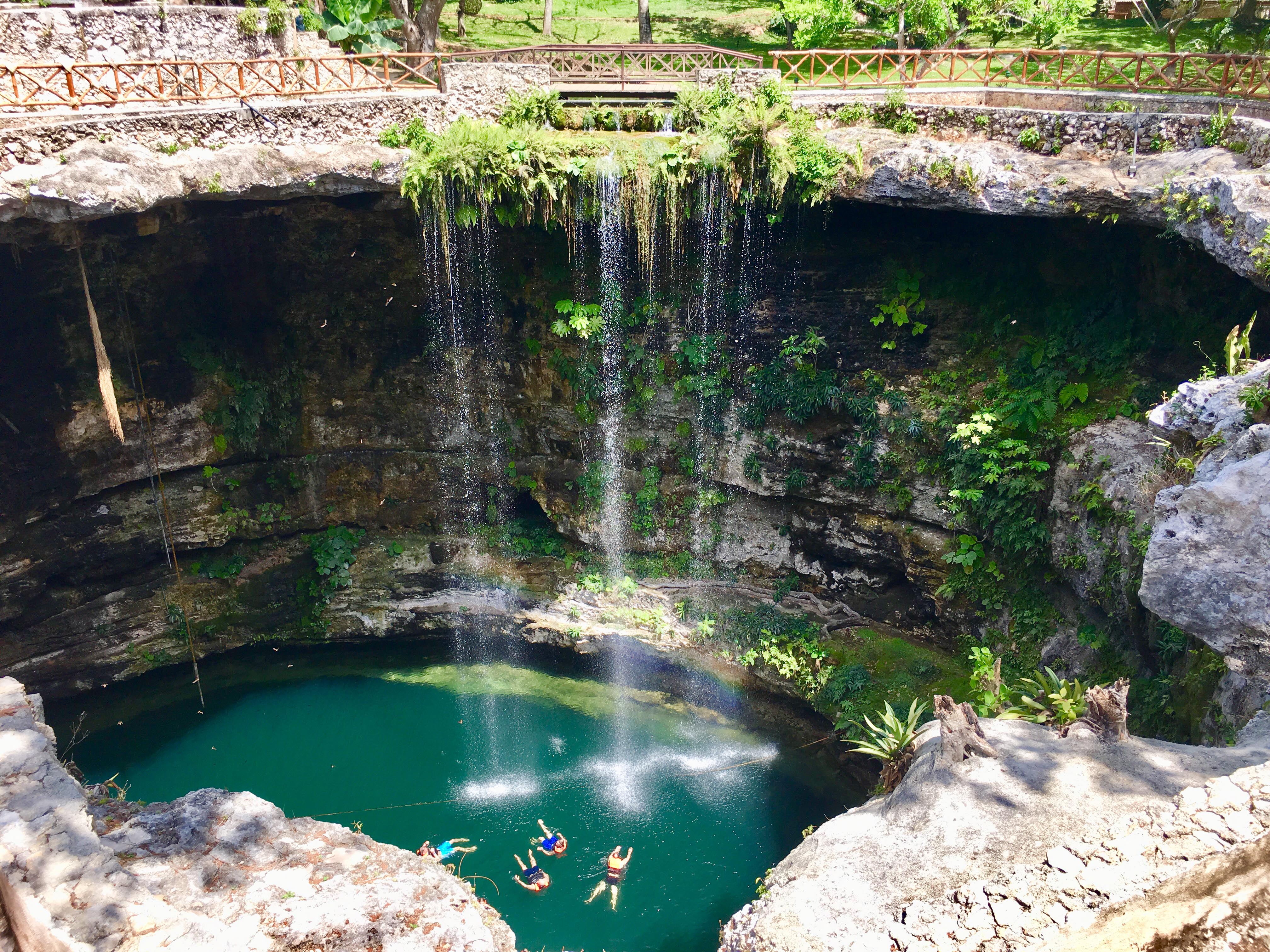 Détente dans un cenote © Laurie Medina