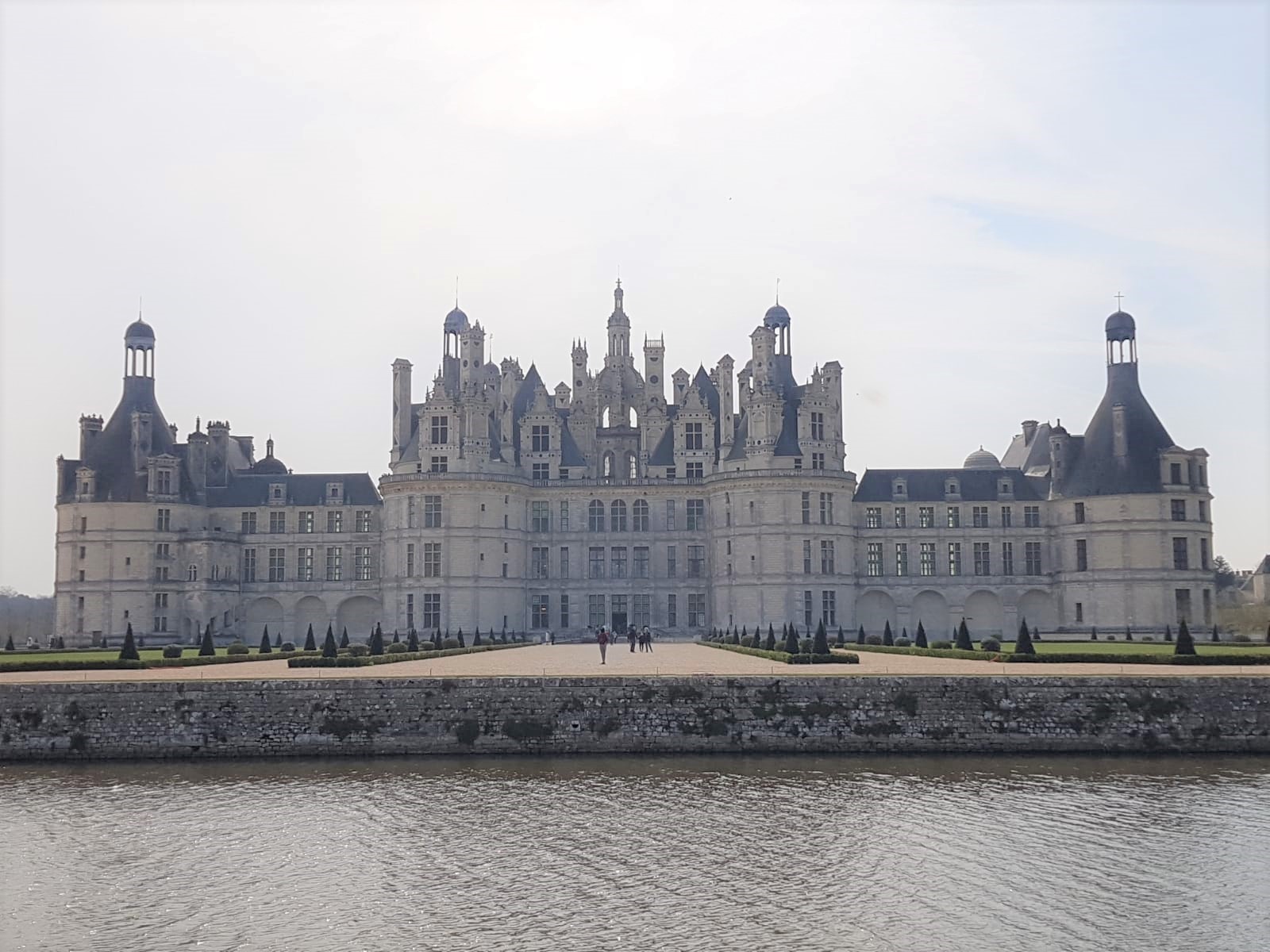 Le château de Chambord est l’emblème de la Renaissance française à travers le monde.   Dans le cadre de son 500e anniversaire, le Domaine national propose l’exposition la plus importante de son histoire sur un sujet inédit : Chambord au passé et au futur - DR : A.B. Le château de Chambord est l’emblème de la Renaissance française à travers le monde.   Dans le cadre de son 500e anniversaire, le Domaine national propose l’exposition la plus importante de son histoire sur un sujet inédit : Chambord au passé et au futur - DR : A.B.
