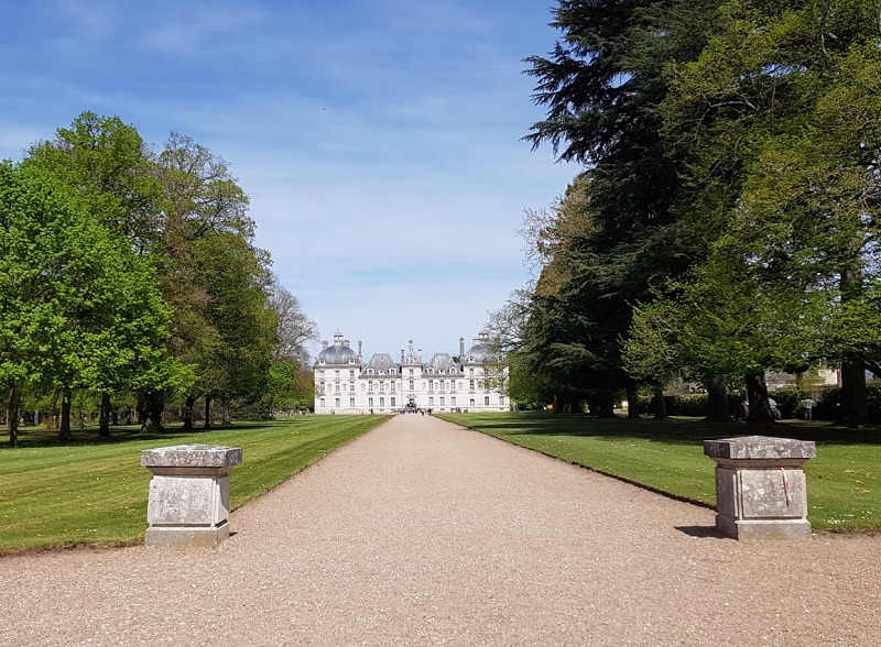 La façade symétrique de Cheverny a inspiré le Château de Moulinsart, immortalisé par Hergé dans la saga des Tintin - DR : A.B.