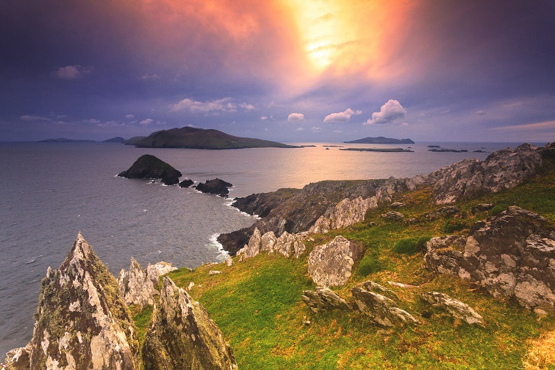 Les îles Blasket vues de la péninsule de Dingle en Irlande - Photo Depositphotos.com walshphotos