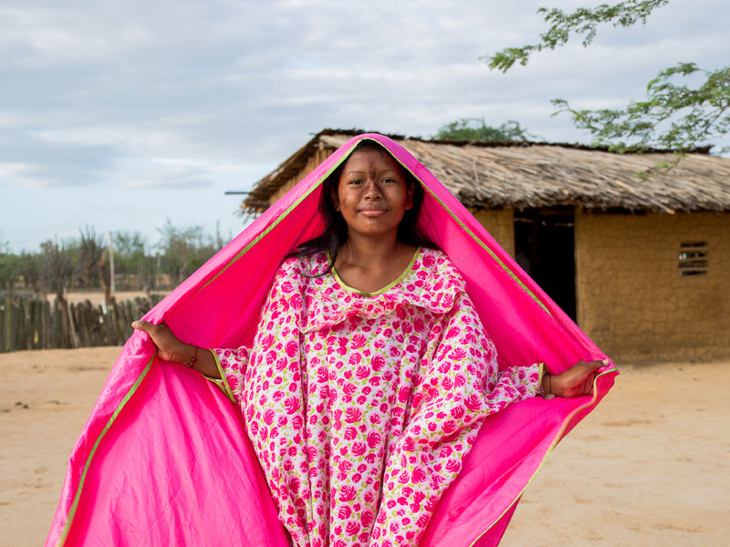 Jeune fille de la communauté Wayuu, La Guajira, Colombie (copyright Sébastien Walkowiak)