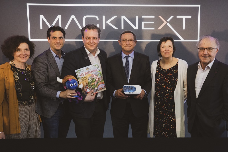 Monique Jung Gengenwin (directrice de l'Adira), Thomas et Michael Mack (associés-gérants de Mack International), Anne-Catherine Weber (Maire de Plobsheim), Robert Herrmann et Yves Bur (président et vice-président de l'Eurométropole de Strasbourg) - DR : MackNeXT