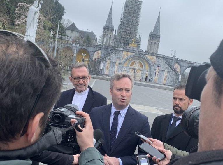 Jean-Baptiste Lemoyne était à Lourdes ce jeudi pour rencontrer des acteurs du tourisme, touchés par les conséquences du Covid19 - DR : Page LinkedIn JB Lemoyne