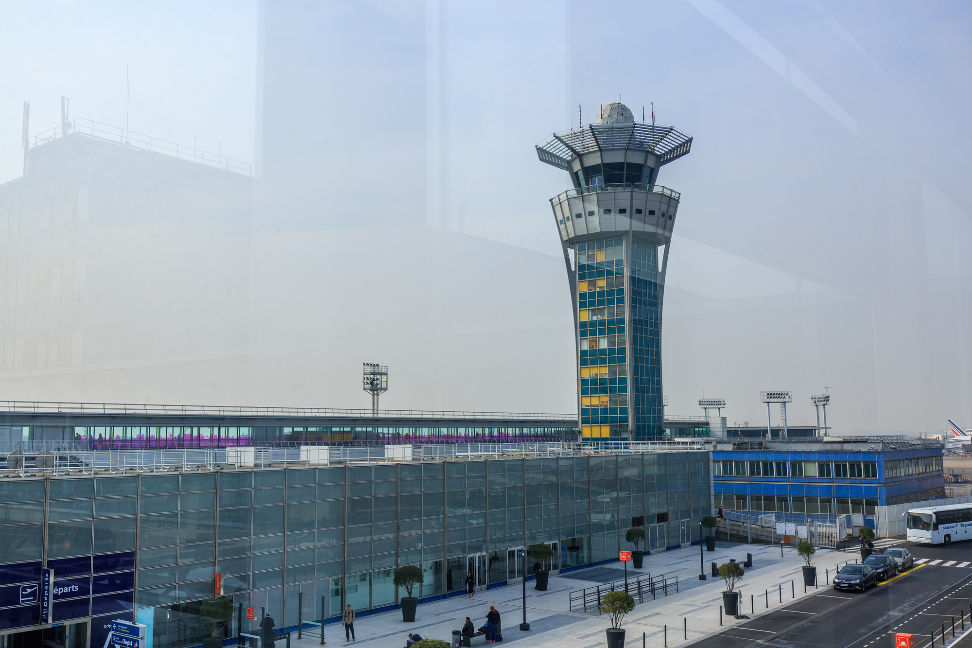 Orly va fermer ses pistes pour une durée indéterminée /crédit DepositPhoto