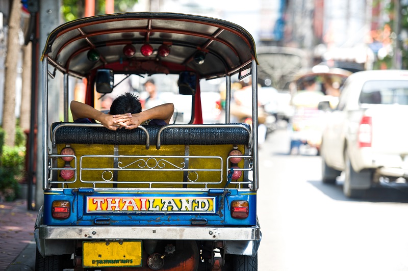 En Thaïlande le confinement n'est pas encore la norme, toutefois le gouvernement vient d'appliquer la loi martiale - Crédit-photo : Depositphotos @Neng_loveyou